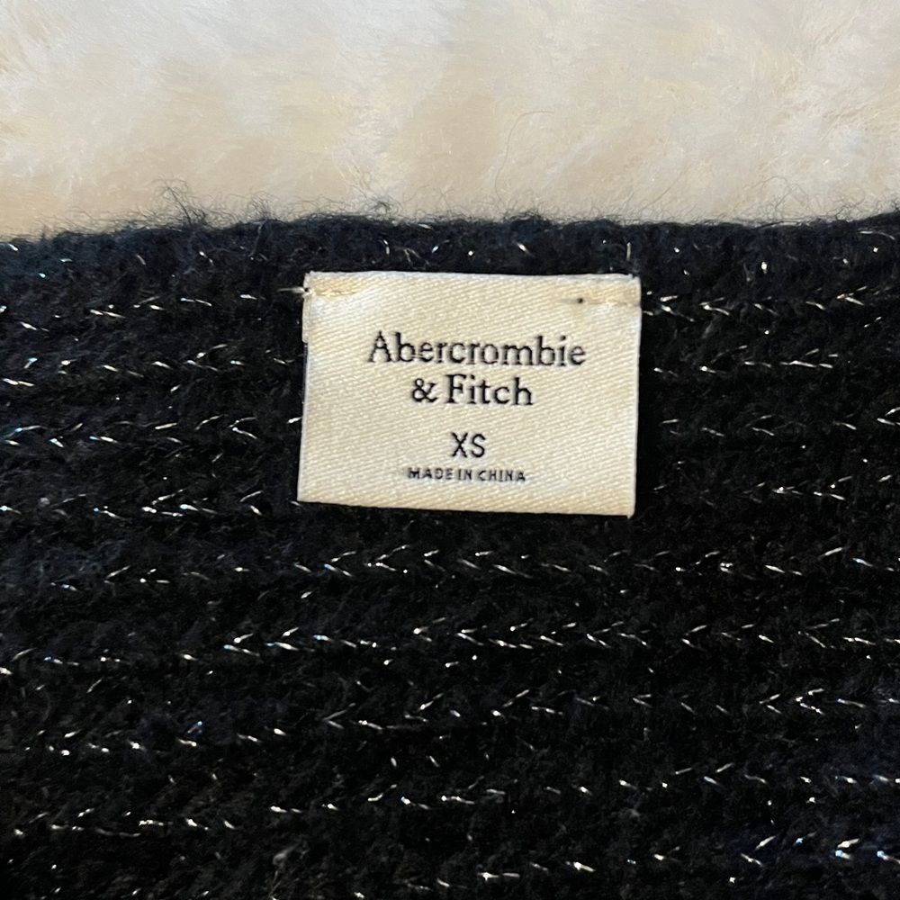 New! Abercrombie & Fitch Black Sweater w/ Metallic threading Size‎ XS NWT - Picture 8 of 12